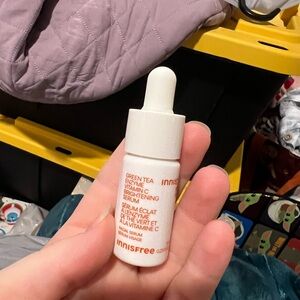 5 for 25💙 green tea Brightening Serum